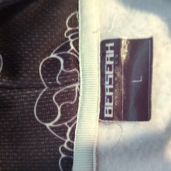 Cobra Kai Scorpions Hoodie Red and Black Hoodie Graphic Design Sz L - Picture 2 of 10